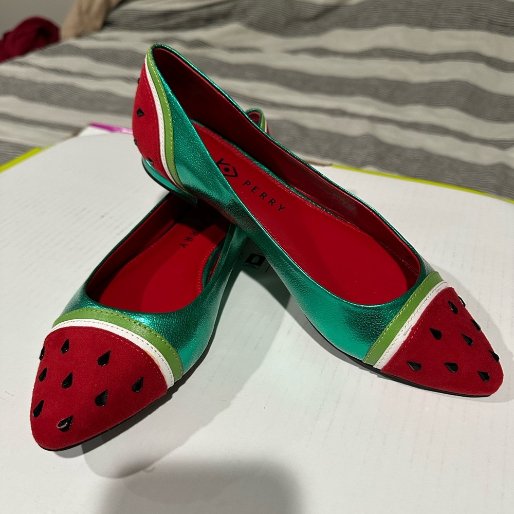 Katy Perry Collections Green and Red Flats